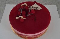  Himbeer- Schokomoussetorte mit marmoriertem Rand